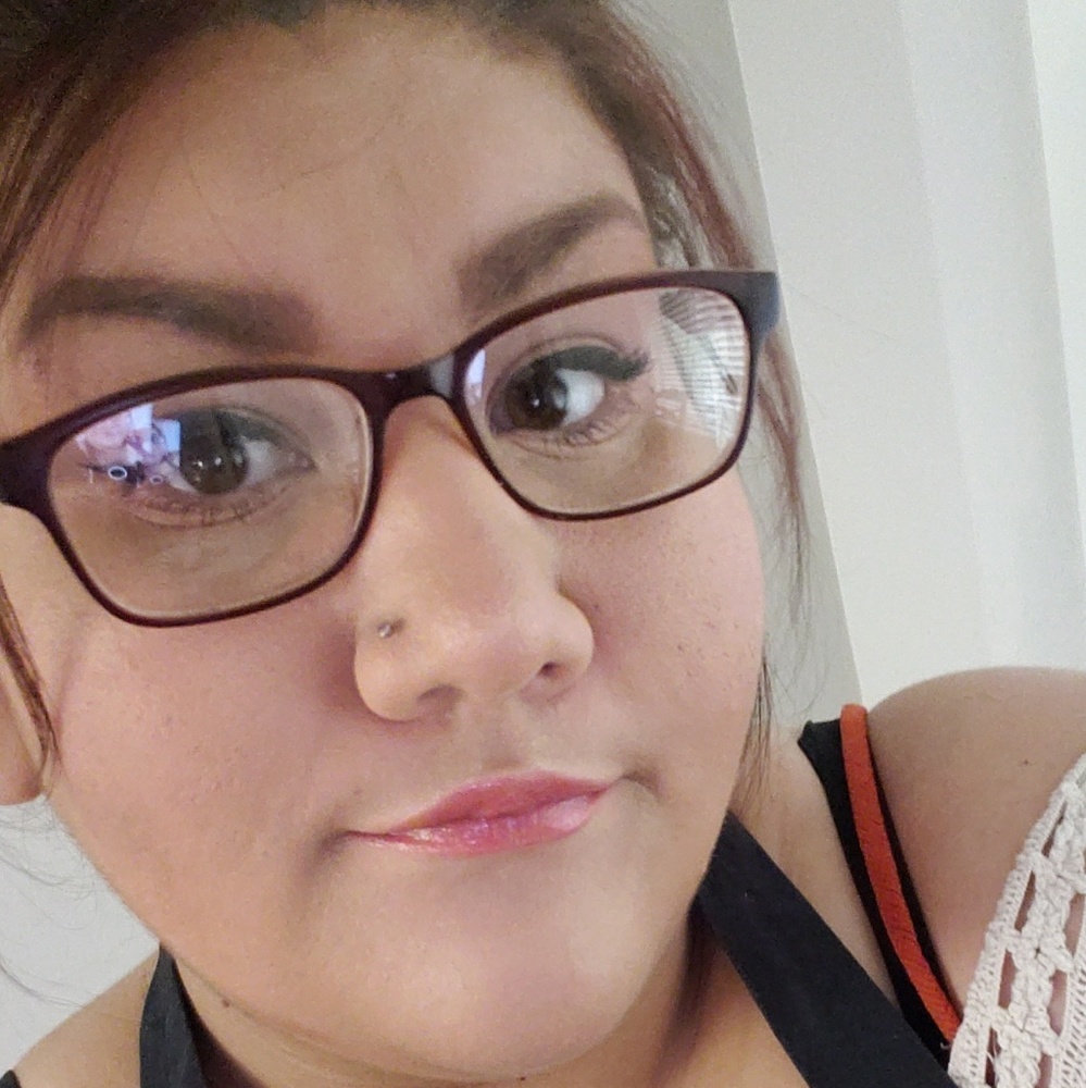 Meet your Posher, Emmy